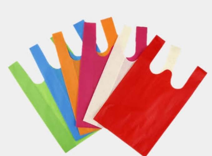 Non woven w cut bags
