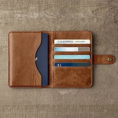Men Designer Long Lasting Print Wallet