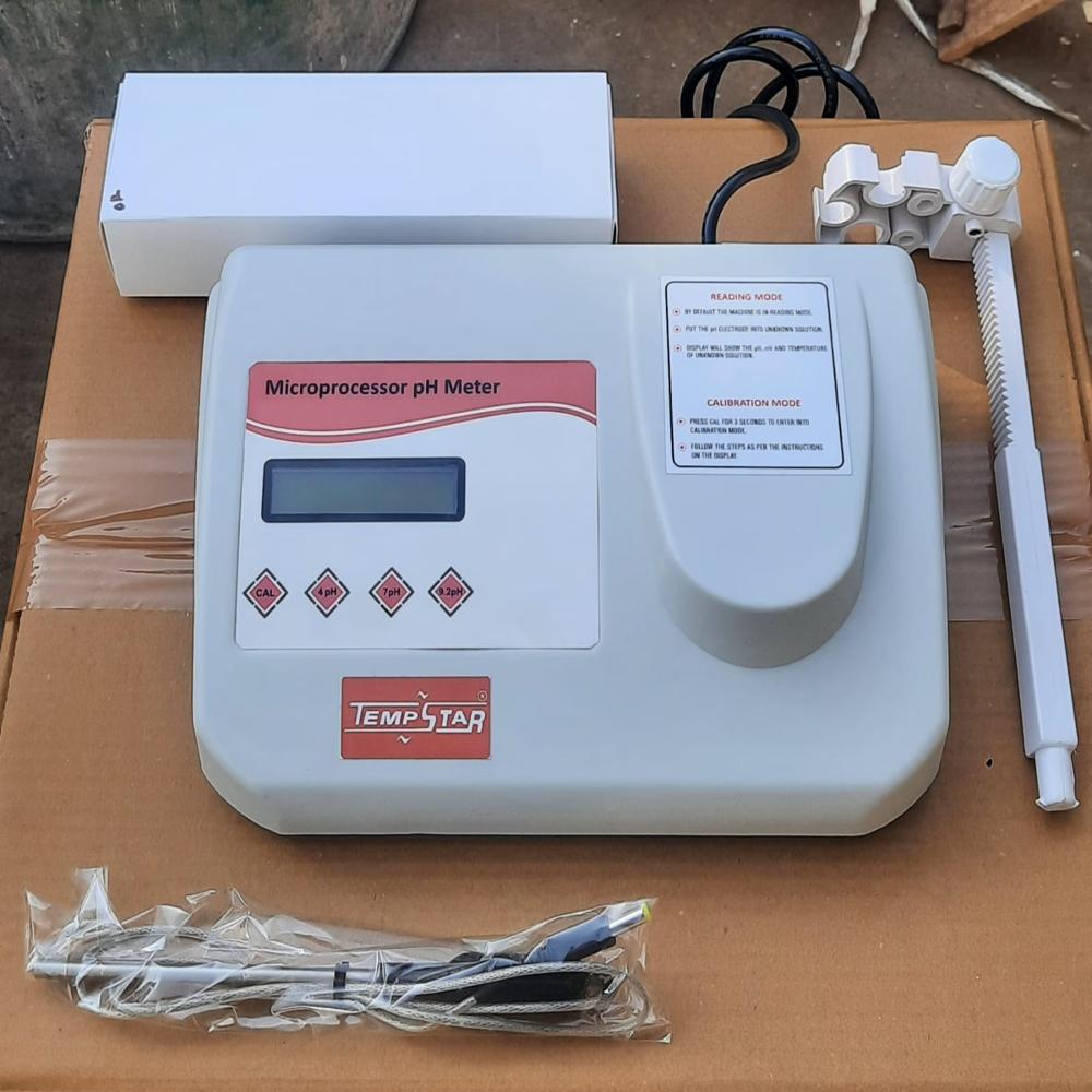 Ph Meter Bench Top - Color: White
