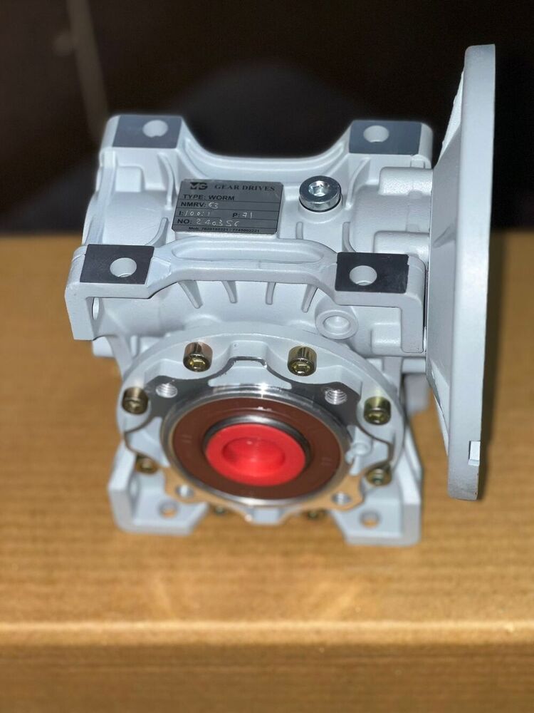 Nmrv Worm Gear Box - Silver, Standard Size | 220-440 Volt, 1400 Rpm Input Speed, Durable Worm Gears For Industrial Applications