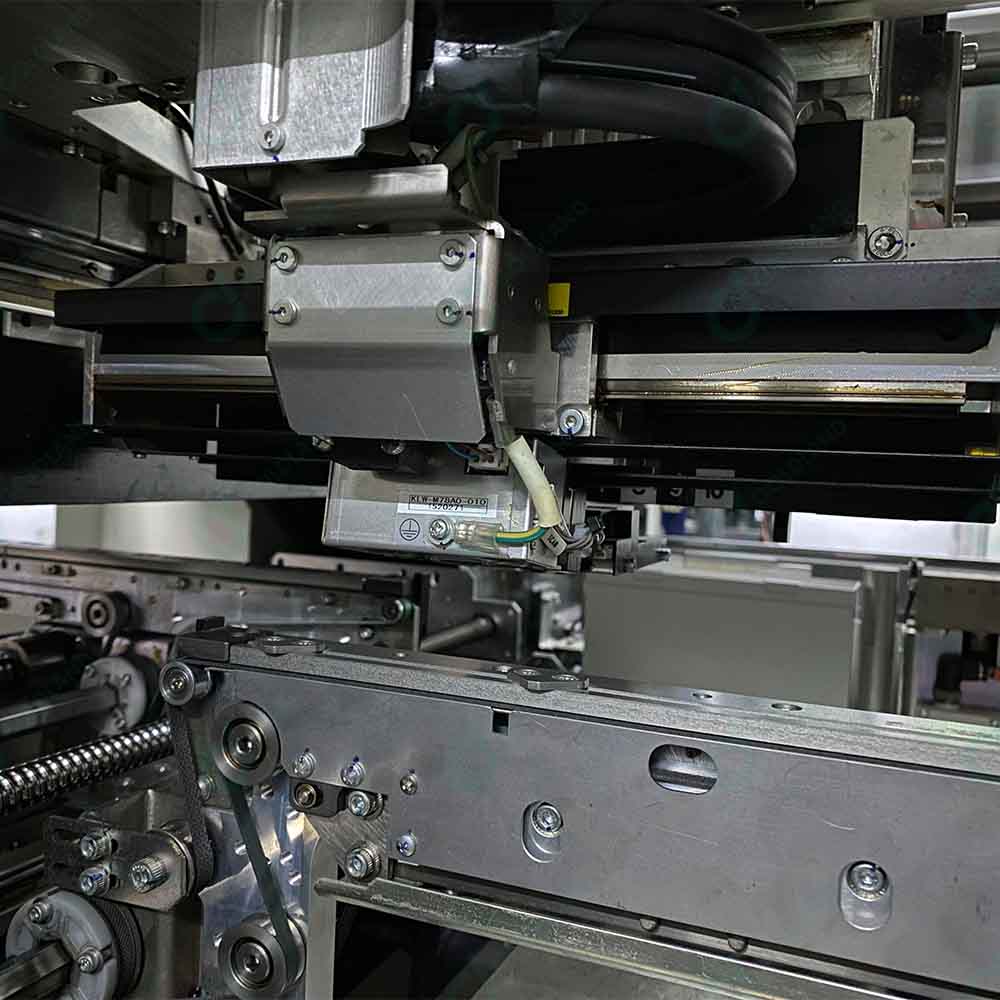 YAMAHA YSM20 2 SMT Placement Machine  High Precision Fast  Reliable Surface Mount Technology Equipment