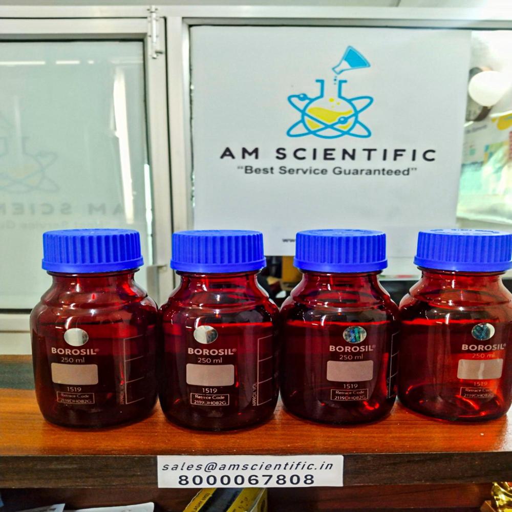  Reagent Bottles Narrow Mouth With Sc - Color: Red