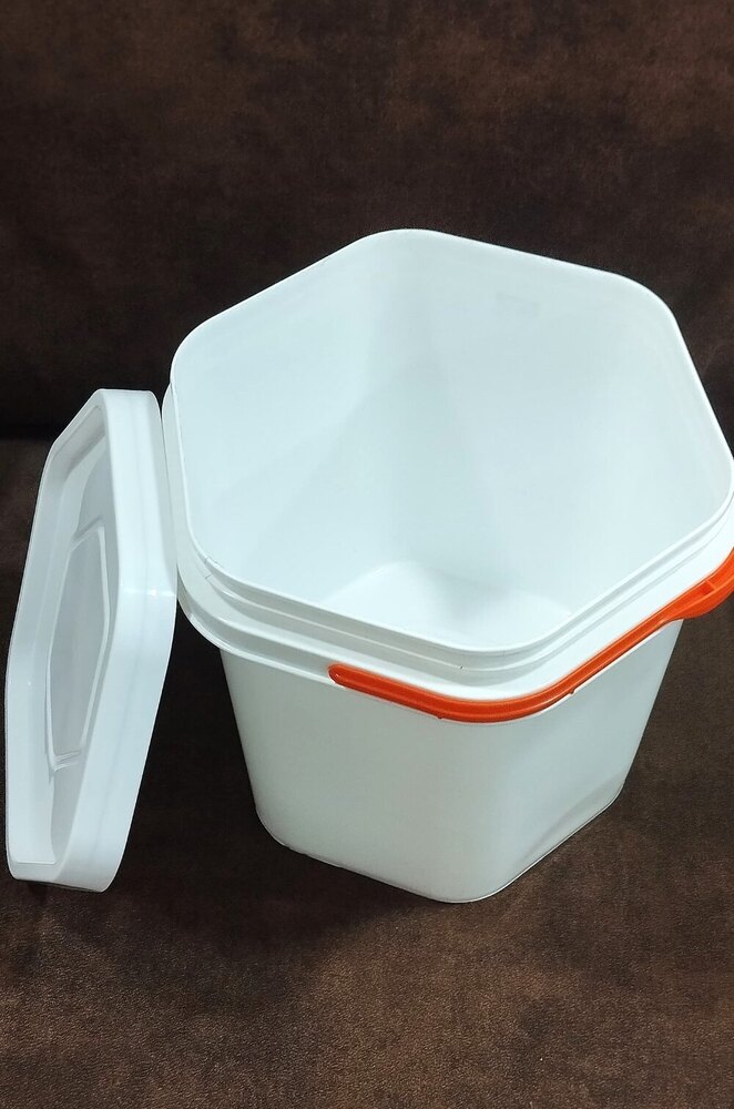 10 Ltr Hexagone Bucket - Color: White