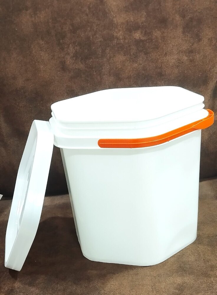 10 Ltr Hexagone Bucket - Color: White