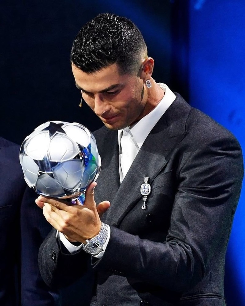 Cristiano Ronaldo Diamond Brooch, Cushion Cut Lab Grown Diamond Brooch For Men