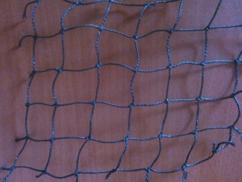 Bird Pest Control Service - Simple Bird Net, 33mm Length, White Color, 13kg Weight, Humane Deterrent Solutions For Property Protection And Health Safety