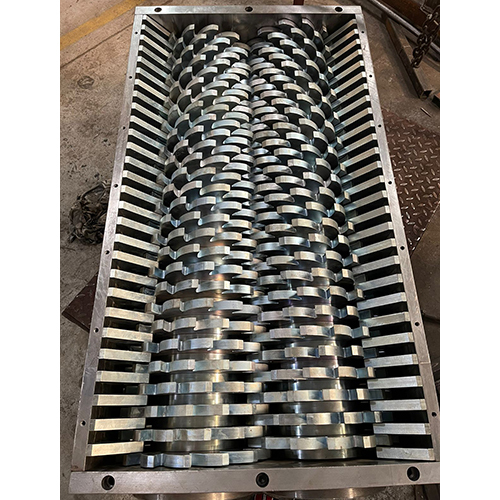 Twin Shaft Shredder Blades - Automatic Grade: Automatic