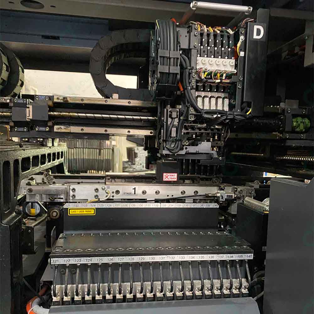 YAMAHA YG200 High Speed Chip Mounter  Precision Surface Mount Technology for Efficient PCB Assembly