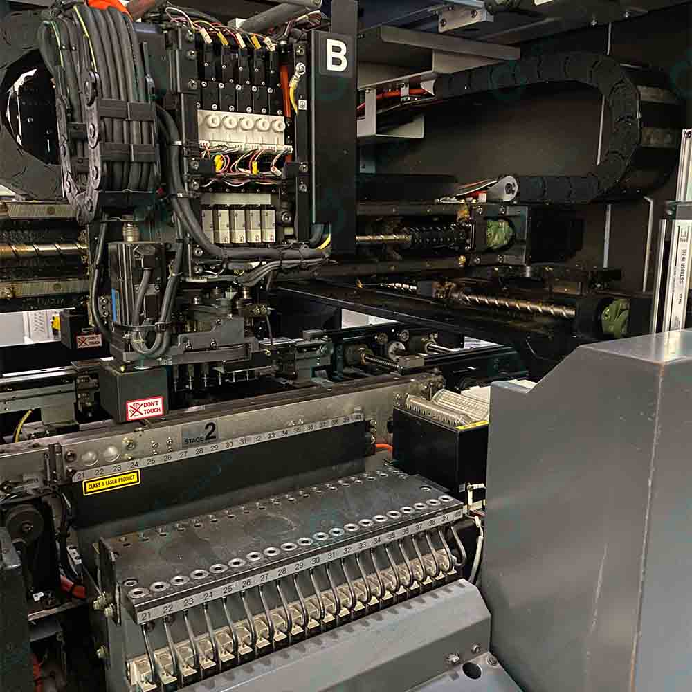 YAMAHA YG200 High Speed Chip Mounter  Precision Surface Mount Technology for Efficient PCB Assembly