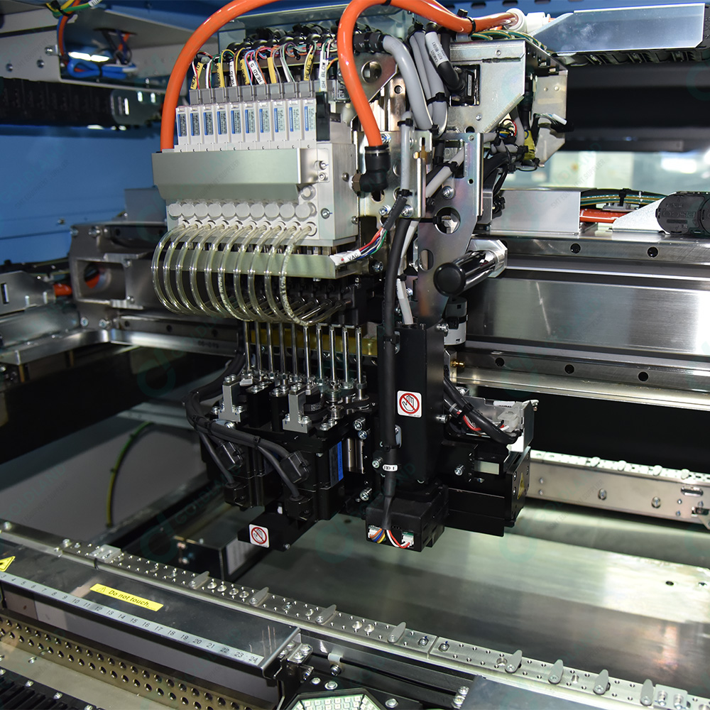 YAMAHA YS12 Surface Mount Pick and Place Machine  Precision High Speed Component Placement for SMT Production