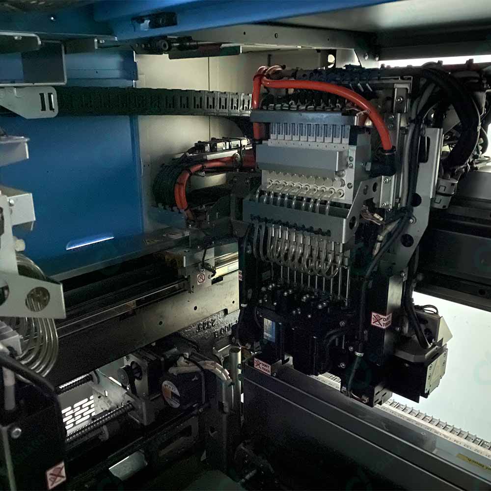 Yamaha YS24 High Speed Pick and Place Machine  Precision Placement for High Volume SMT Production