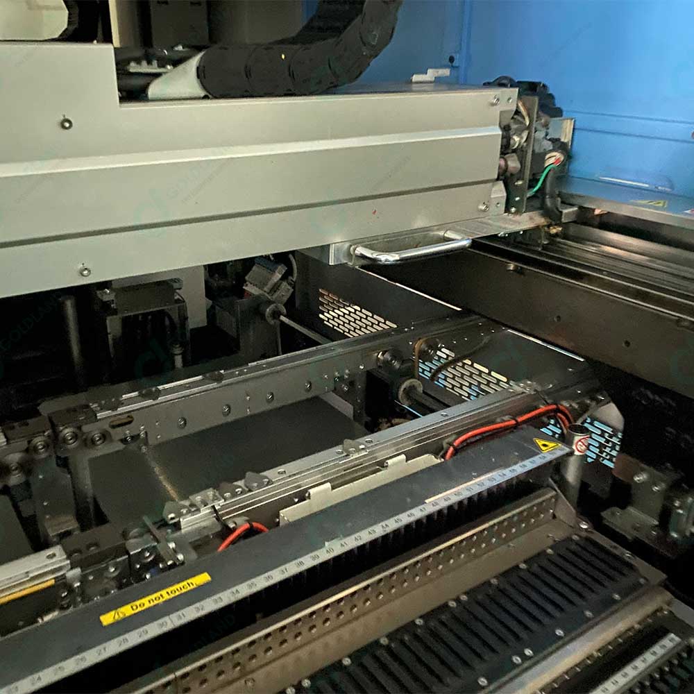Yamaha YS24 High Speed Pick and Place Machine  Precision Placement for High Volume SMT Production
