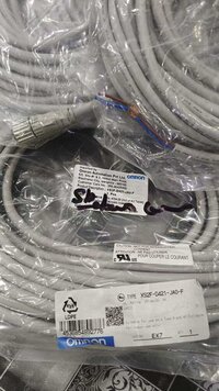 Omron Robotic Connector Cable Dc 2w No 10mtr, Xs2f-d421-jao-f - Color: Black