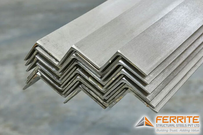 304 Stainless Steel Angle - 20 X 20 X 3 Mm To 200 X 200 X 12 Mm, Lengths Of 6 M Or Customized | Corrosion Resistant, Machinable, Weldable