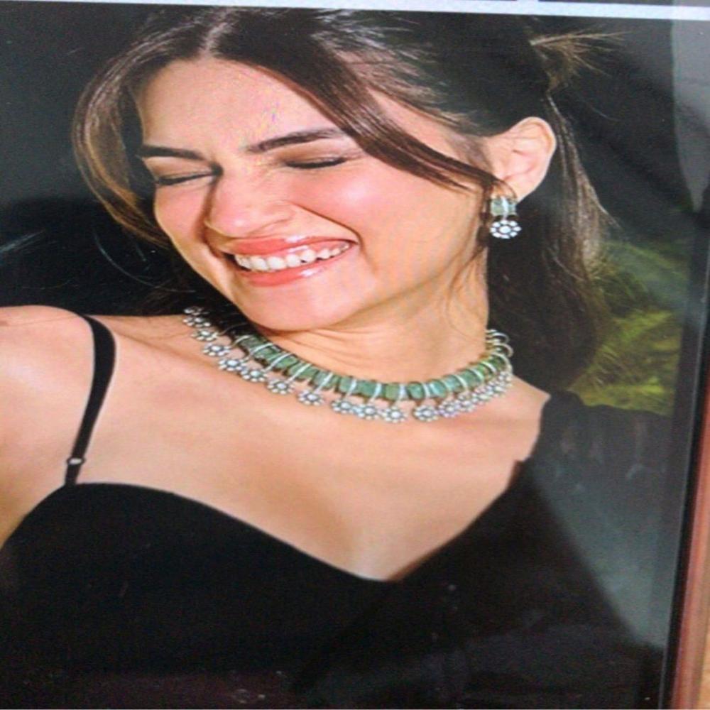 Kriti-inspired Necklace With Doublet Danglers - Color: Raiinbow