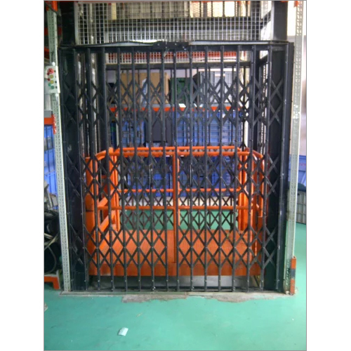 2 Ton Hydraulic Goods Lift - Attributes: Durable