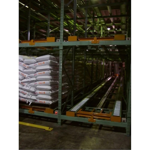 Gravity Flow Pallet Racking - Color: Blue