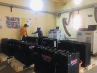 Used Traction Batteries - Voltage: 12 Volt (v)