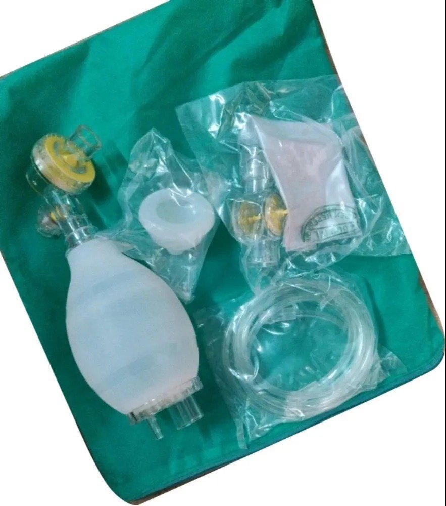 SILICONE PEDIATRIC AMBU BAG - High Grade Silicone Rubber, Size-4 Face Mask, Includes Reservoir Bag & Oxygen Tube, Reusable & Latex Free
