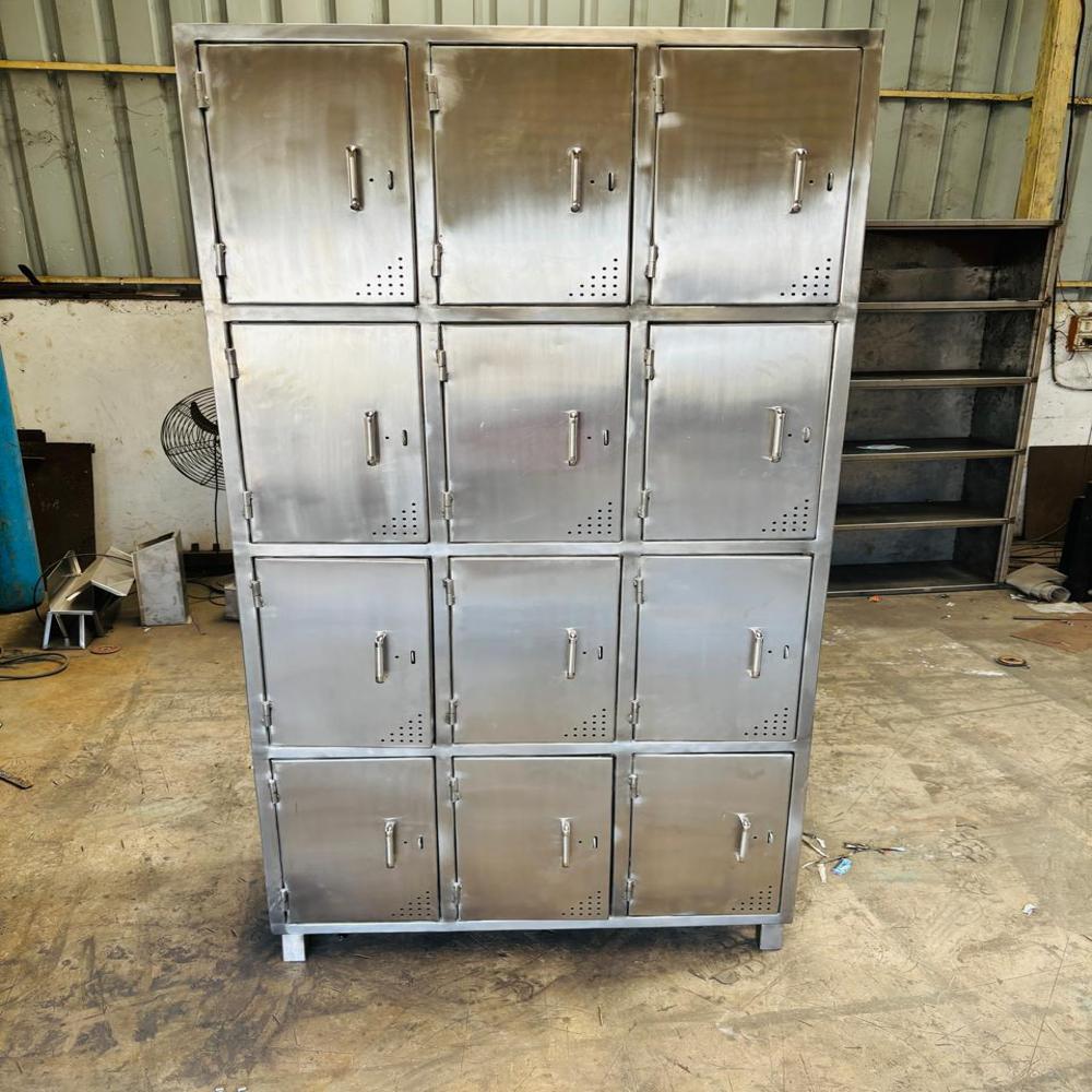 Silver Ss Staff Lockers