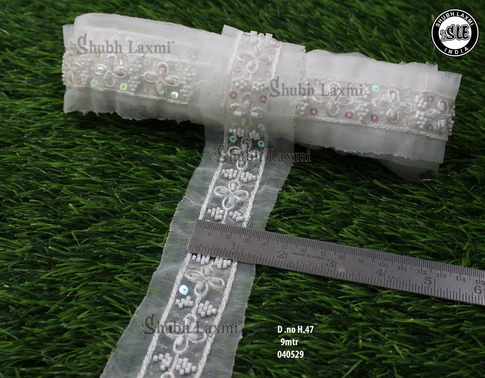sequence cutdana  white  lace
