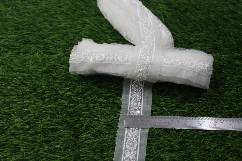 Sequence Cutdana White Lace - Color: Wiht