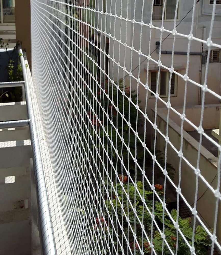 Garware Bird Net - Nylon Material, 10x33 Meters | Effective Bird Control For Homes, Buildings & Balconies