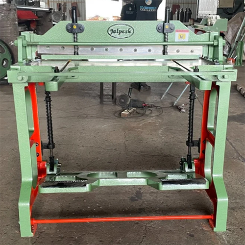 Foot Treadle Shearing Machine