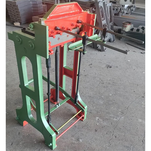 12 Inch Treadle Shearing Machine - Automatic Grade: Semi-automatic