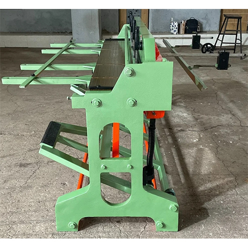 Cast Iron Body Treadle Guillotine Shearing Machine
