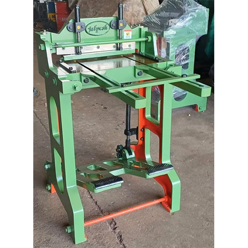 18 Inch Treadle Shearing Machine - Automatic Grade: Manual