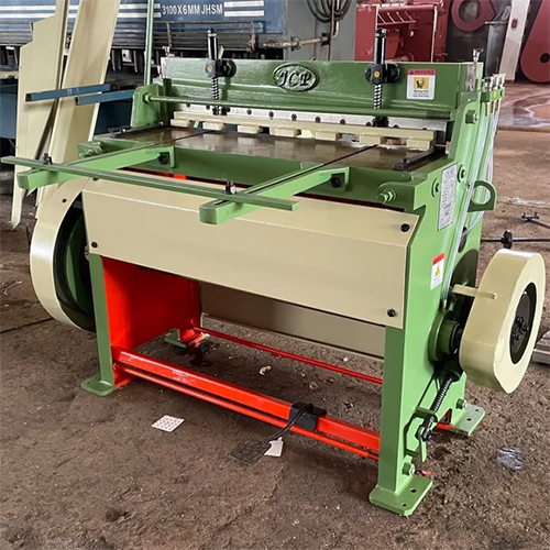 Semi Automatic Sheet Shearing Machine