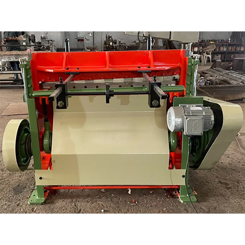 Semi Automatic Sheet Shearing Machine