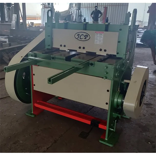 Industrial Undercrank Shearing Machine - Automatic Grade: Semi-automatic