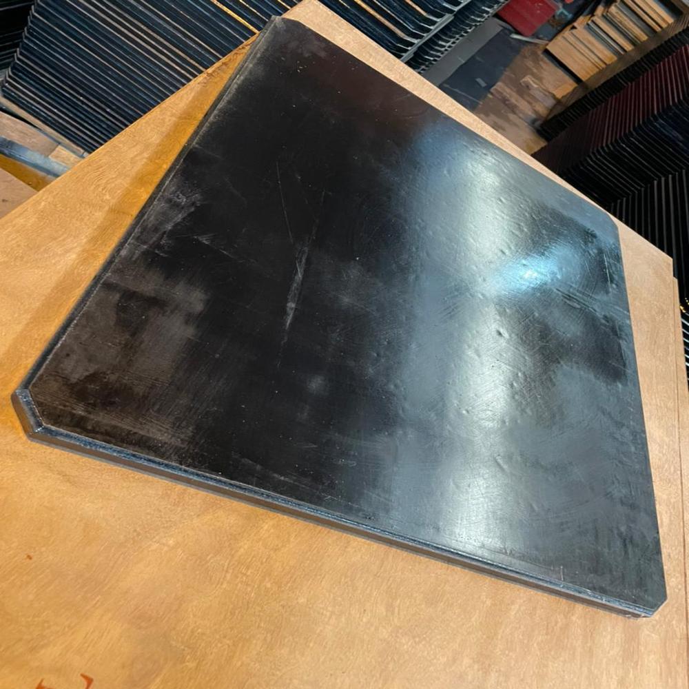 Paver Block Pallet And Black Wooden Fly Ash Brick Pallet (heavy Duty Or High Density) - Deck Type: Solid