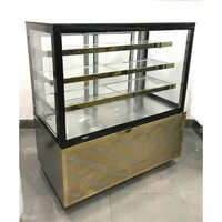SS Straight Glass Counter