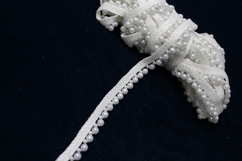 Moti Jhalar Lace - Color: Wiht