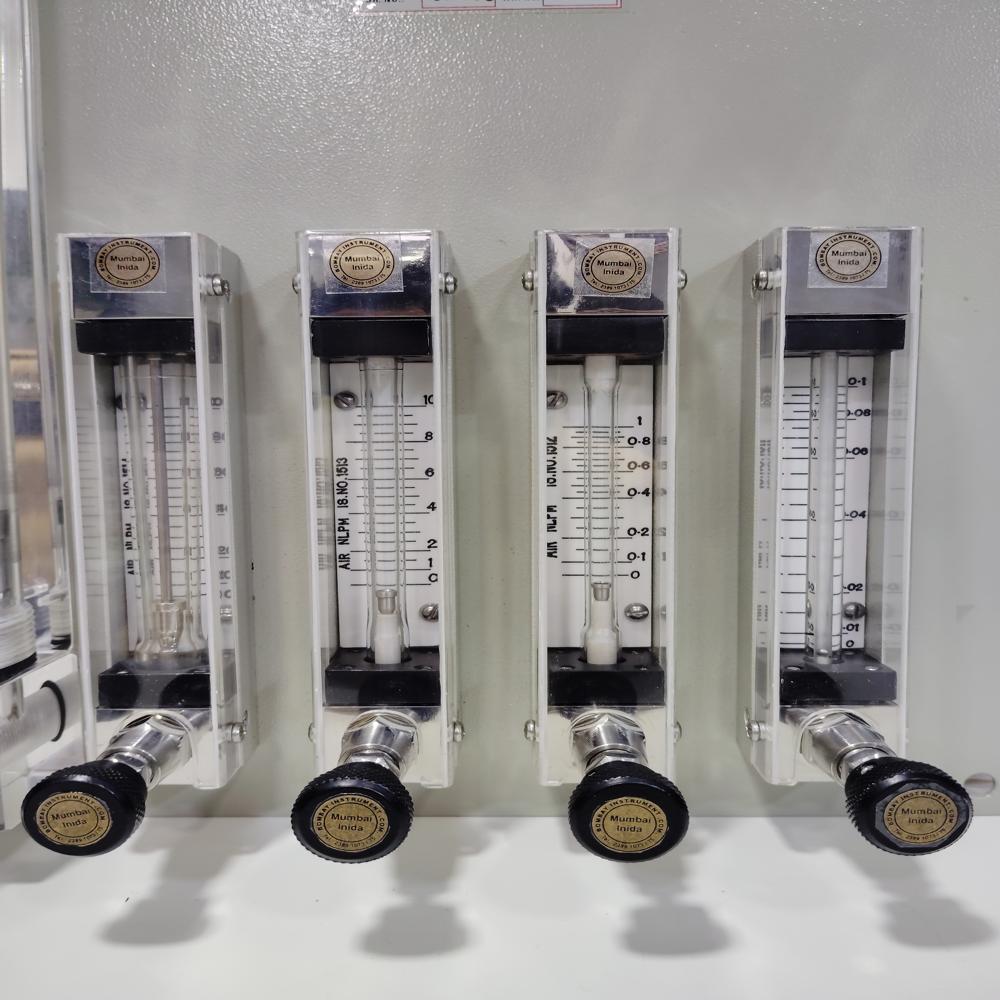 Gang Rotameter - Accuracy: 2 %