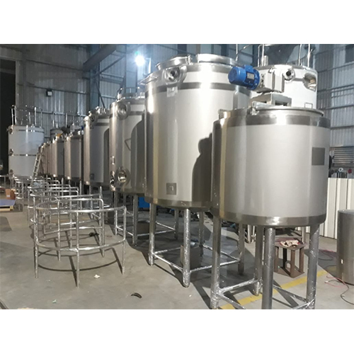 SS Mixing Tank With Agitator