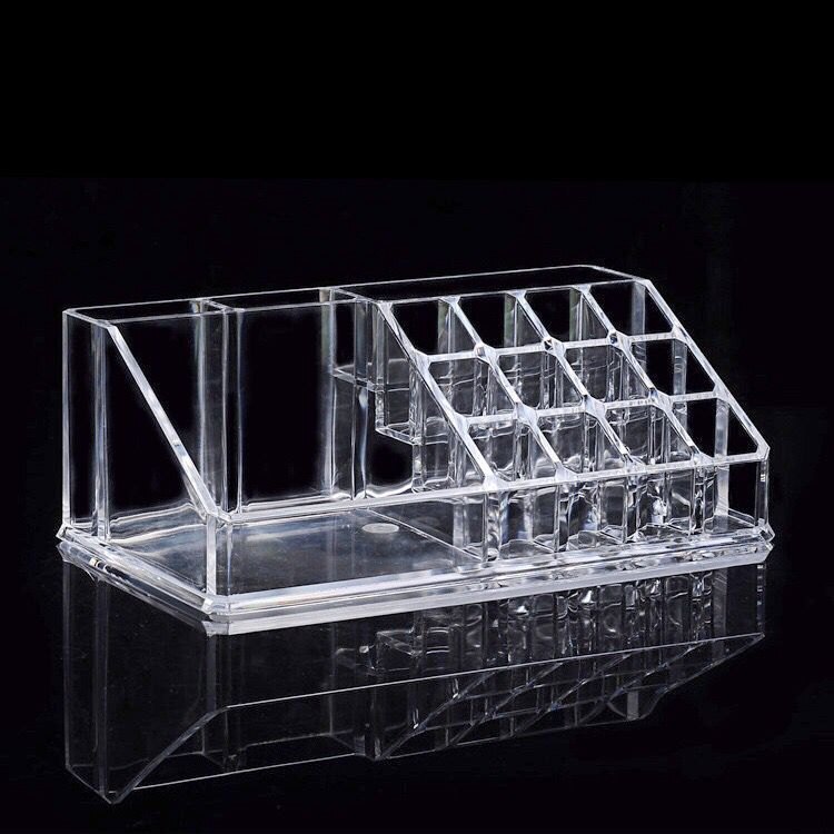 16 PART COSMETIC STAND