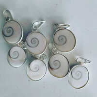 Gomati Chakra Pendant - Grade: A