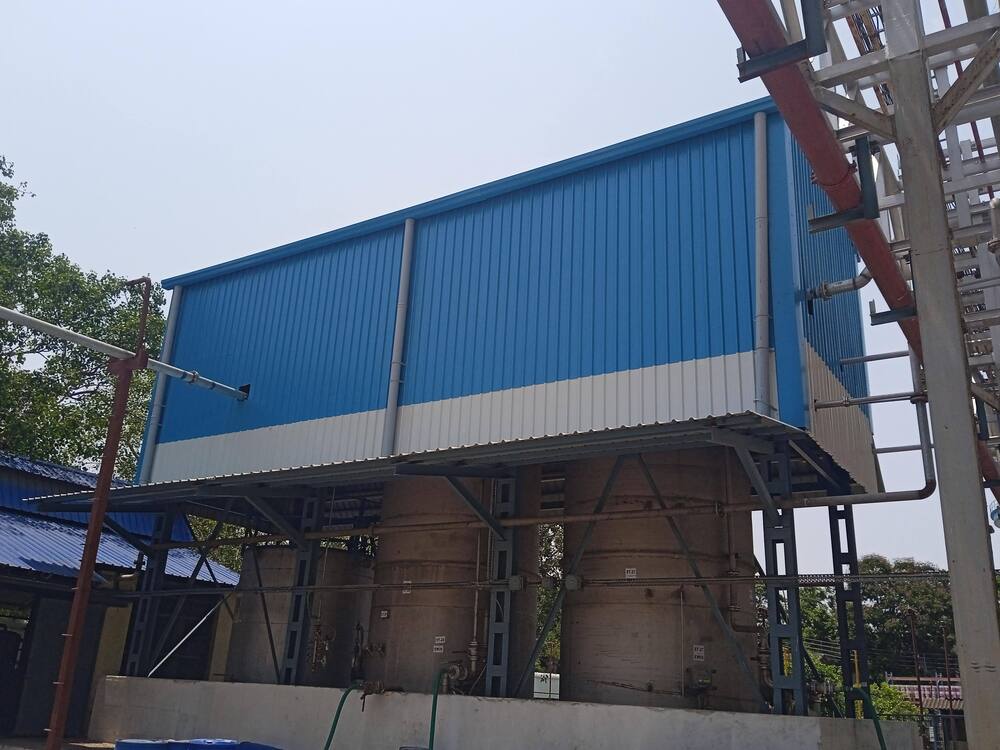 Prefabricated Structure - Material: Iron