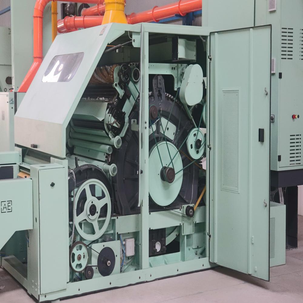 SLIVER CARDING MACHINE