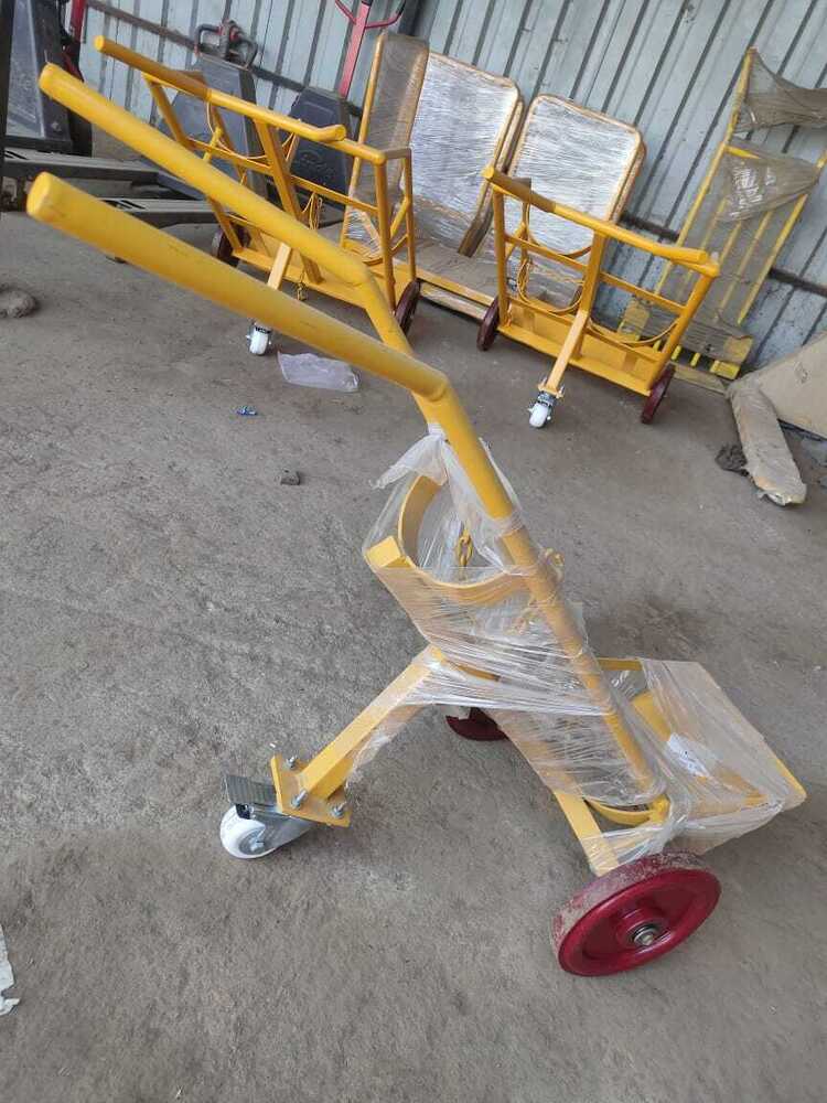 Single Cylinder Gas Trolley - Nylon/teflon Wheels (Dia 250x50mm - 2nos, Dia 100x50mm - 1nos), 300kg Capacity, Yellow Painted/powder Coated Finish