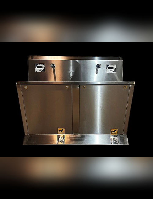 2 Bay Automatic Scrub Sink - Application: Hospital