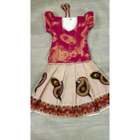 Kerala Pattu Pavadai - Design: Standard