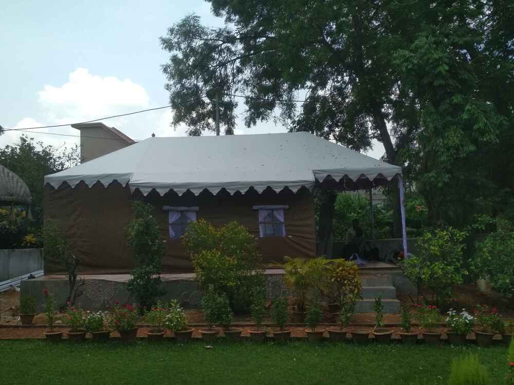 Tent House