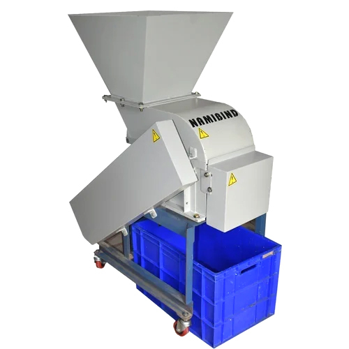 Organic Waste Shredder - Mild Steel, 200 kg/hr Capacity, Manual Control, 440V Power | Ideal for Efficient Organic Waste Management