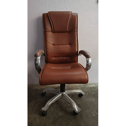 Boss High Back Rev olving Chair