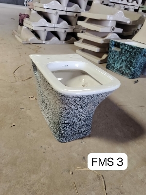 Floor-Mounted Glossy Finish Western Toilet